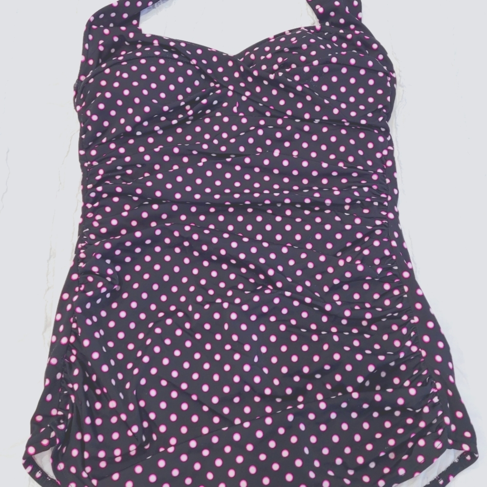 Womens Size Medium 8/10 Black and Pink One Piece Catalina Suddenly Slim Halte…